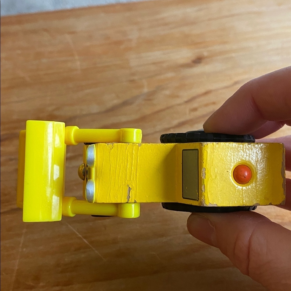 VTG “Scoop” from Bob the Builder - Picture 5 of 5